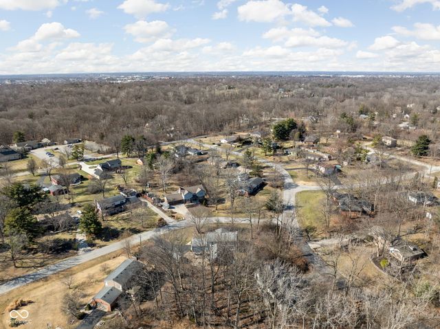 7225 Westminster Drive, Indianapolis, IN 46256