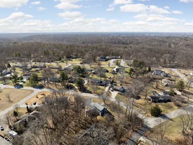 7225 Westminster Drive, Indianapolis, IN 46256