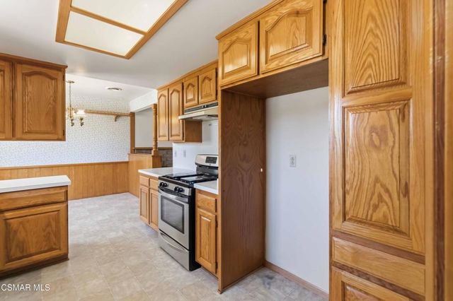 318 Carla Drive, Simi Valley, CA 93065