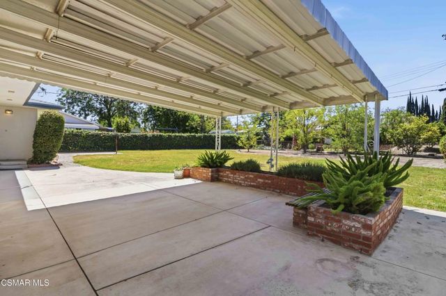 318 Carla Drive, Simi Valley, CA 93065