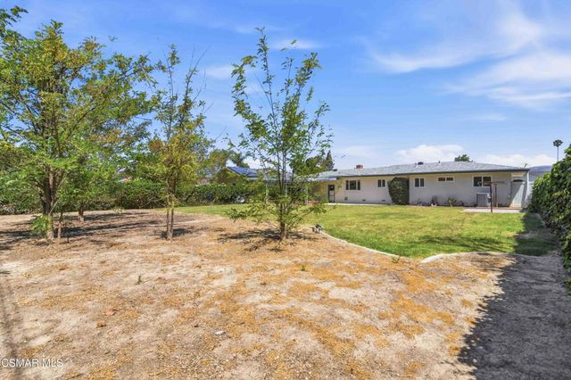 318 Carla Drive, Simi Valley, CA 93065