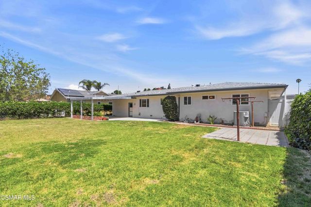 318 Carla Drive, Simi Valley, CA 93065