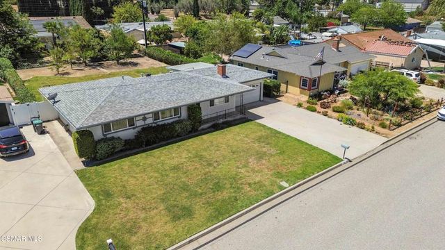 318 Carla Drive, Simi Valley, CA 93065