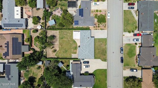 318 Carla Drive, Simi Valley, CA 93065
