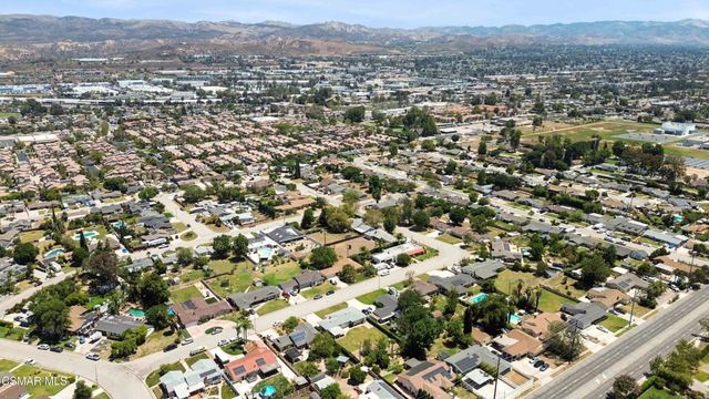 318 Carla Drive, Simi Valley, CA 93065