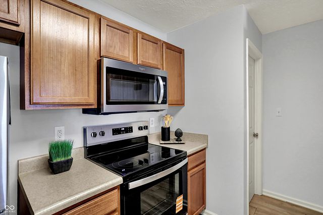 11474 Clay Court 102, Fishers, IN 46037