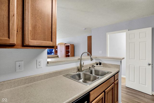 11474 Clay Court 102, Fishers, IN 46037