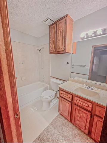 11601 SW 5th Street, Yukon, OK 73099