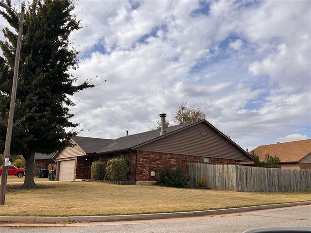 11601 SW 5th Street, Yukon, OK 73099