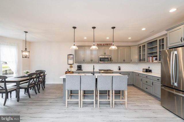 61 STONERS CIR, Littlestown, PA 17340