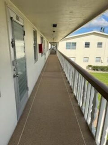 321 Northampton, West Palm Beach, FL 33417