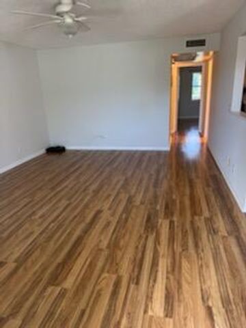 321 Northampton, West Palm Beach, FL 33417