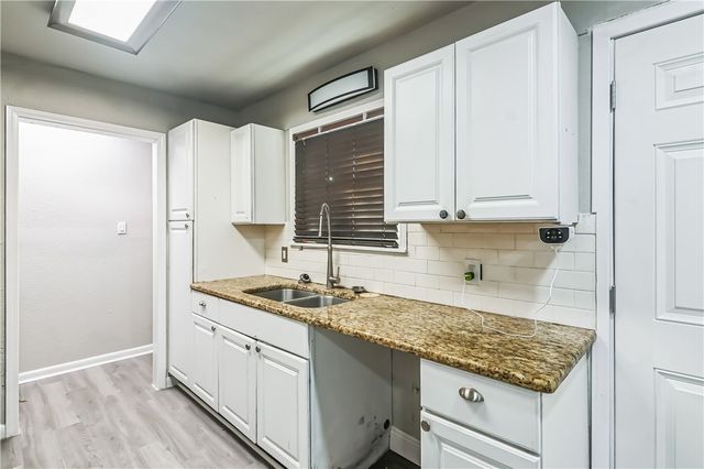 1218 Arnold Dr, Corpus Christi, TX 78412