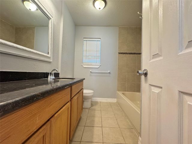 7218 Yucca Drive, Galveston, TX 77551