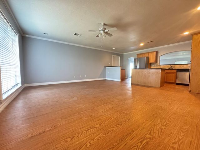 7218 Yucca Drive, Galveston, TX 77551