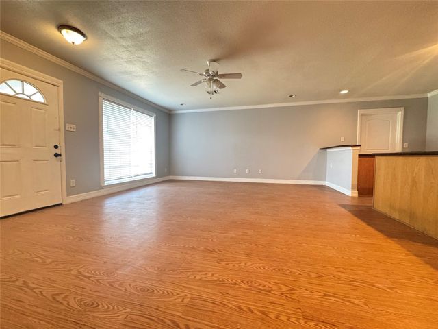 7218 Yucca Drive, Galveston, TX 77551