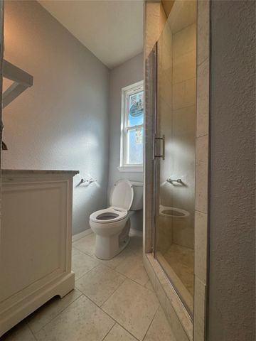 7218 Yucca Drive, Galveston, TX 77551