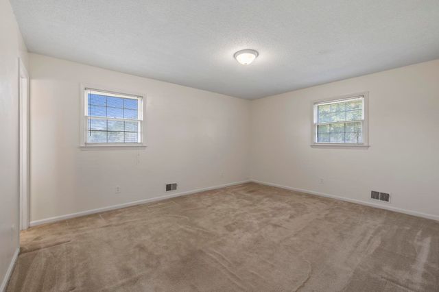 210 Saluda Road, Moore, SC 29369
