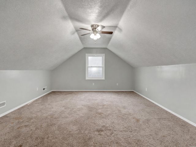 2317 S Hilton Avenue, Springfield, MO 65807