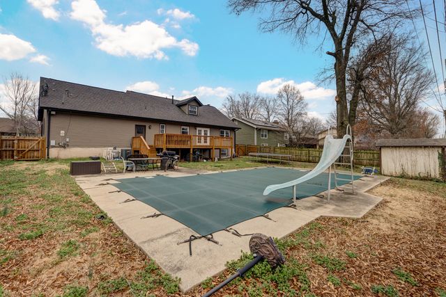 2317 S Hilton Avenue, Springfield, MO 65807