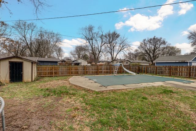 2317 S Hilton Avenue, Springfield, MO 65807