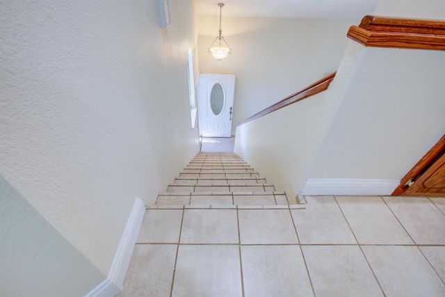 3151 Andre Ln, Turlock, CA 95382
