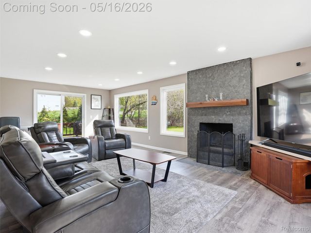 1848 Packer Road, Bloomfield Hills, MI 48302