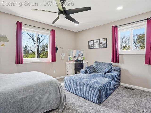 1848 Packer Road, Bloomfield Hills, MI 48302