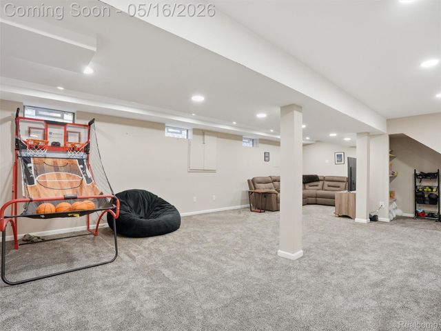 1848 Packer Road, Bloomfield Hills, MI 48302