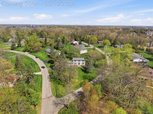 1848 Packer Road, Bloomfield Hills, MI 48302