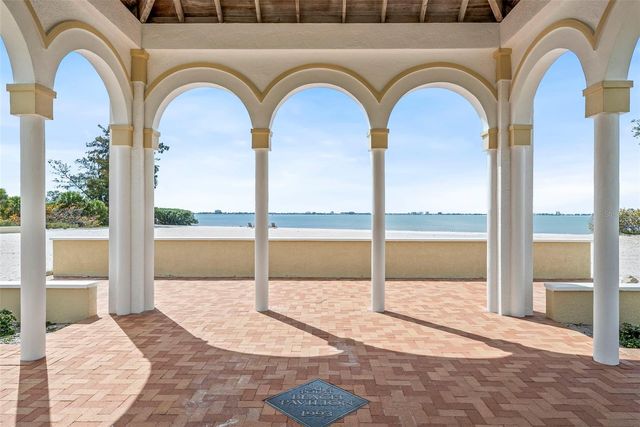 4780 DOLPHIN CAY LANE S 109, St Petersburg, FL 33711