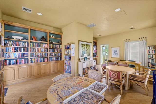 4780 DOLPHIN CAY LANE S 109, St Petersburg, FL 33711