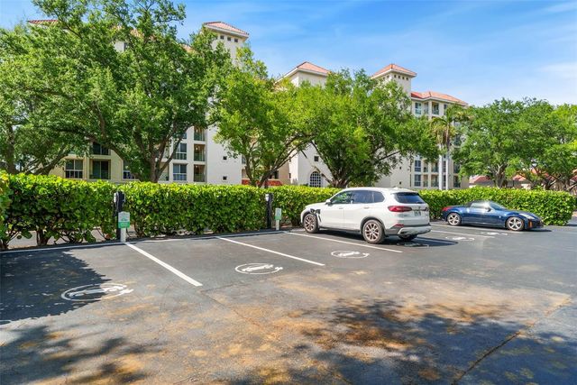 4780 DOLPHIN CAY LANE S 109, St Petersburg, FL 33711