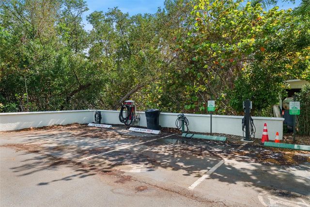 4780 DOLPHIN CAY LANE S 109, St Petersburg, FL 33711