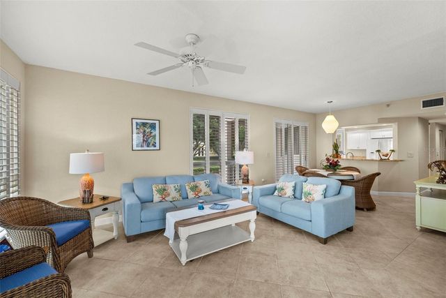 4780 DOLPHIN CAY LANE S 109, St Petersburg, FL 33711