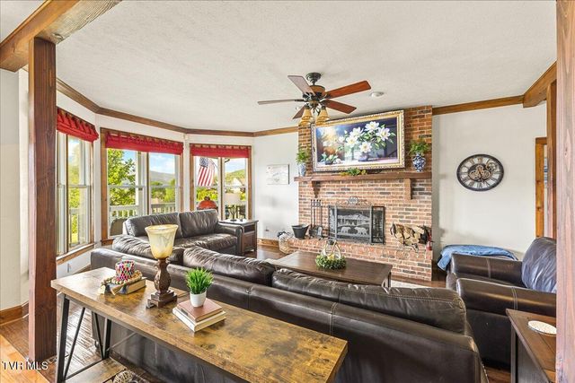 221 Harbor View Road, Butler, TN 37640