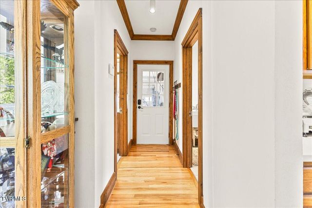 221 Harbor View Road, Butler, TN 37640