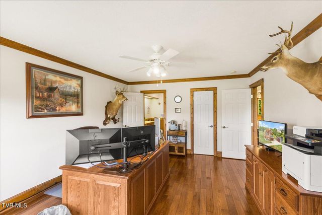 221 Harbor View Road, Butler, TN 37640