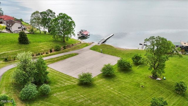 221 Harbor View Road, Butler, TN 37640