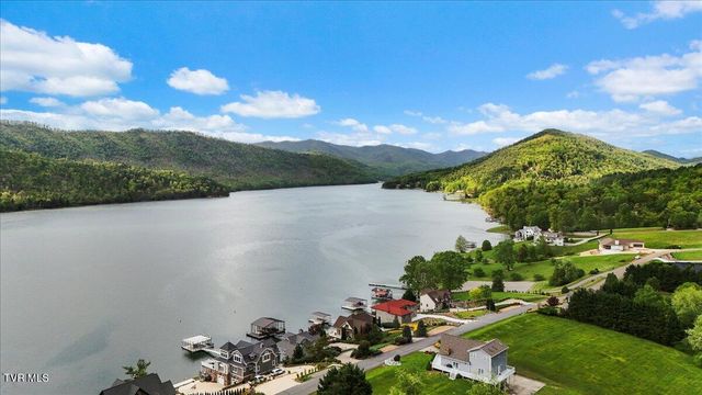 221 Harbor View Road, Butler, TN 37640