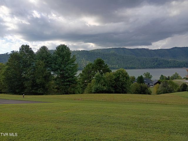 221 Harbor View Road, Butler, TN 37640