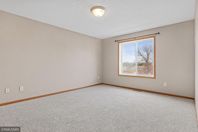 6823 Meadow Grass Lane S, Cottage Grove, MN 55016