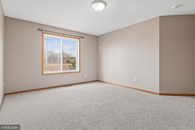 6823 Meadow Grass Lane S, Cottage Grove, MN 55016