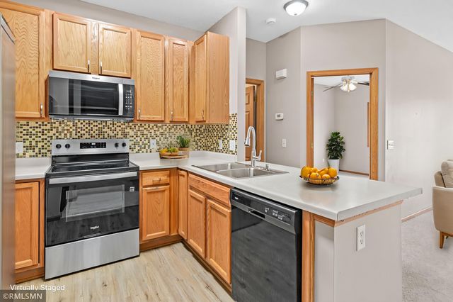 6823 Meadow Grass Lane S, Cottage Grove, MN 55016