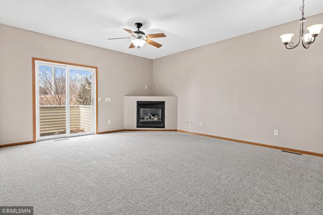 6823 Meadow Grass Lane S, Cottage Grove, MN 55016