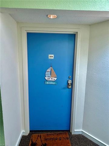 304 28th St Unit 308, Virginia Beach, VA 23451