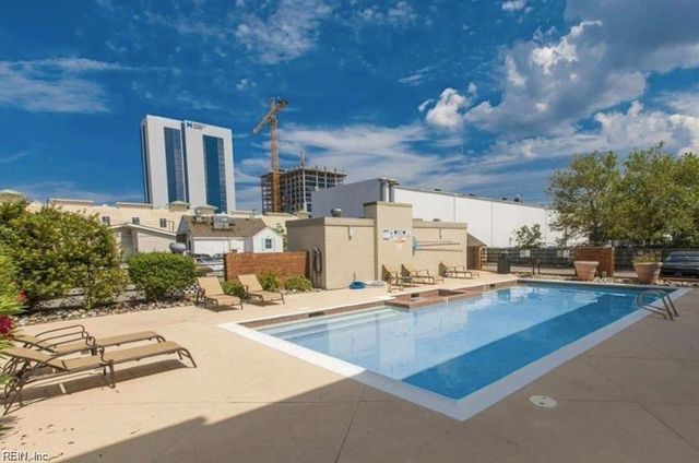 304 28th St Unit 308, Virginia Beach, VA 23451