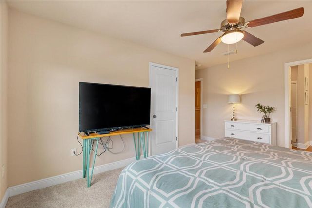 8811 Brown Pelican Circle, Navarre, FL 32566