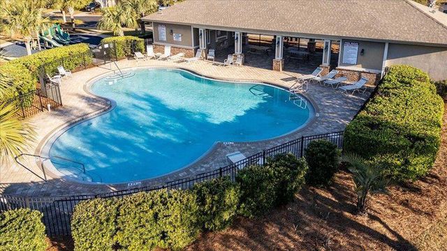 8811 Brown Pelican Circle, Navarre, FL 32566