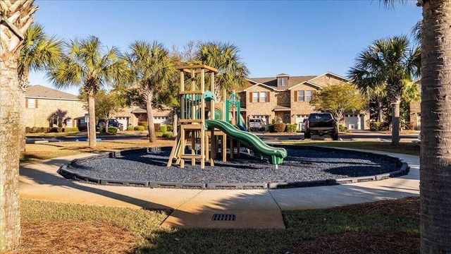 8811 Brown Pelican Circle, Navarre, FL 32566